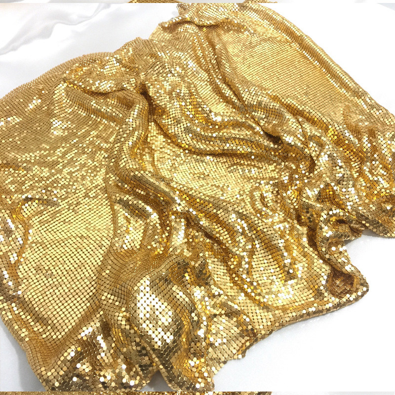 Fashion Gold Metal Mesh Fabric Metallic Cloth Sequin Use For Apparel Table Runner Curtains Shoes Bags Home Decoration