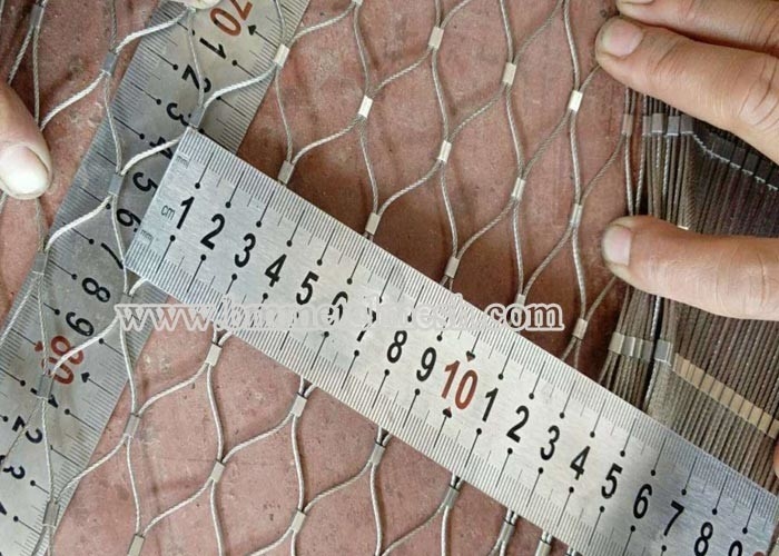 Stainless Steel 316L 8.0Mm Wire Rope Net 300Mm Opening For Sea Usage